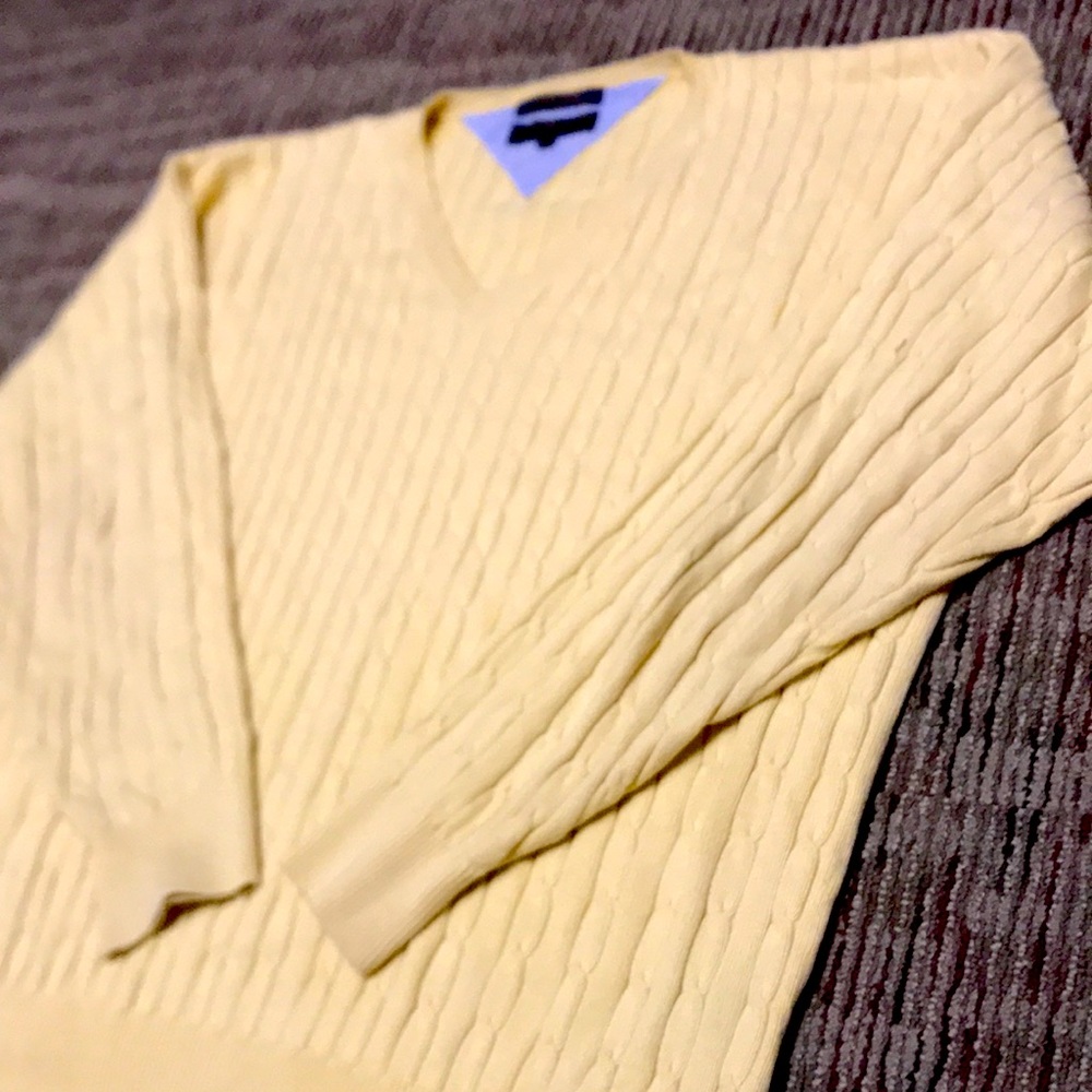 Tommy Hilfiger golf v neck sweater